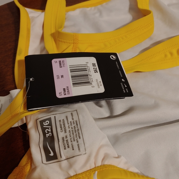 Nike 1 piece swimsuit - Picture 4 of 5